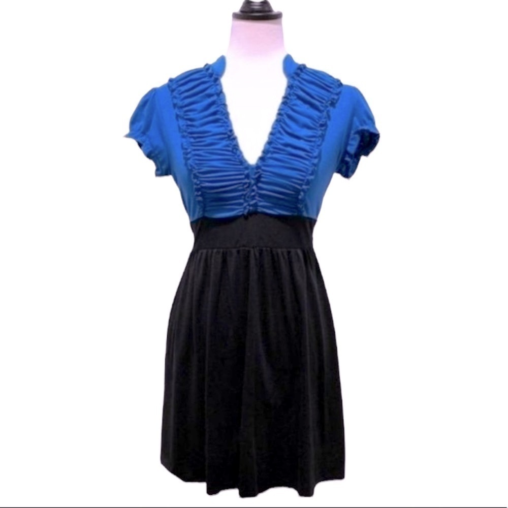Speechless Ruffled Front Dress With Waist Tie Belt Black & Blue Size Small